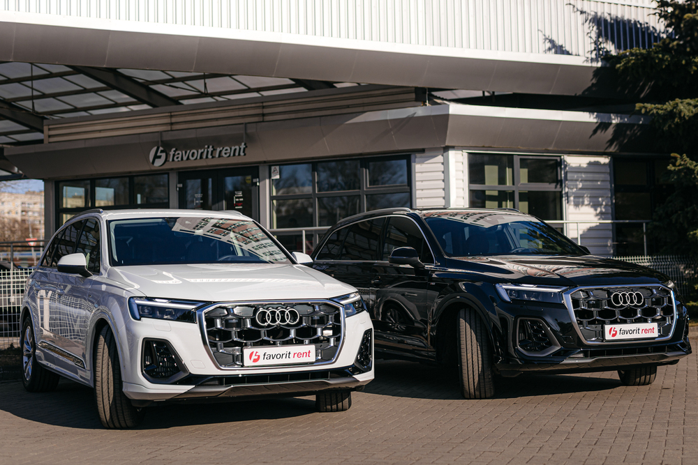 The first premium-class vehicles have joined the Favorit Rent fleet and are now available for reservations
